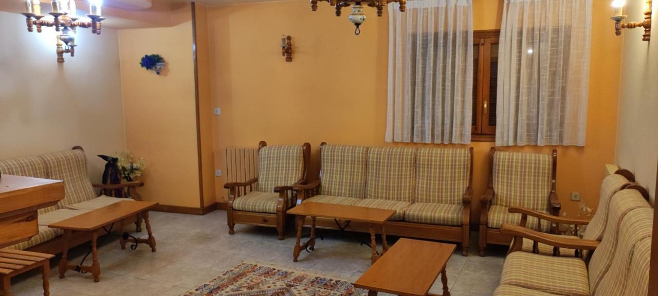 Apartamentos Lausan Gavín Zewnętrze zdjęcie